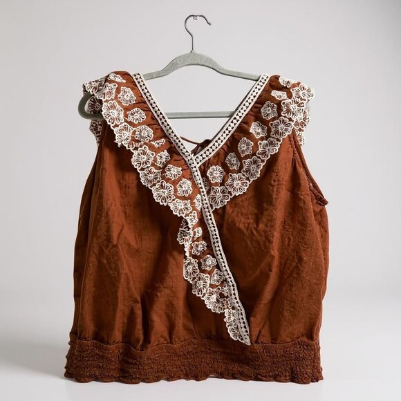 Brown Sleeveless Embroidered Top With Lace Detail & Tie Back Size 2X - Picture 2 of 8